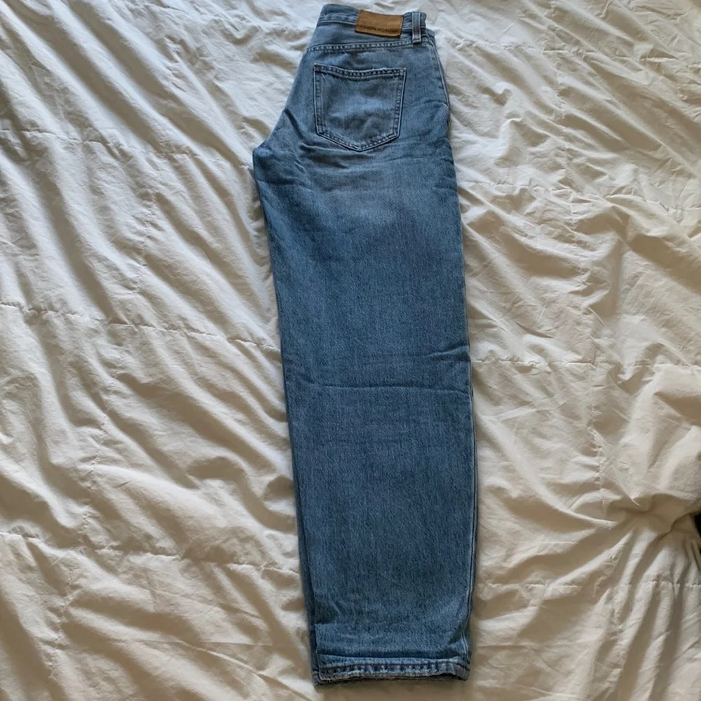 Aritzia Denim Forum The C’est La Chic High Rise Straight - Picture 7 of 7